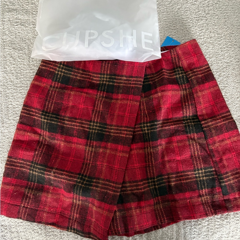 NWT CUPSHE Women's Red Plaid Skort